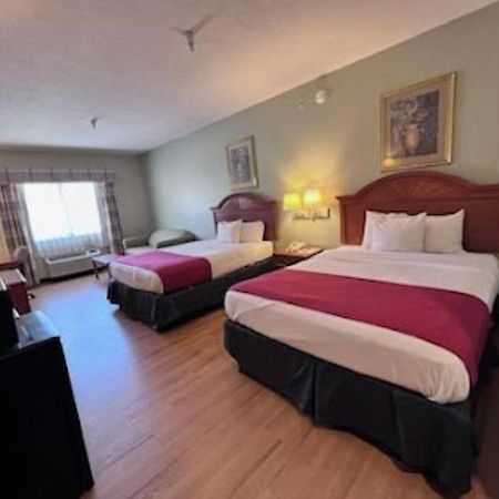 Americas Best Value Inn Wiggins Экстерьер фото